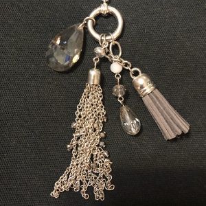 PREMIER DESIGNS NECKLACE